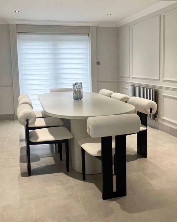 Modern Dining Room furniture