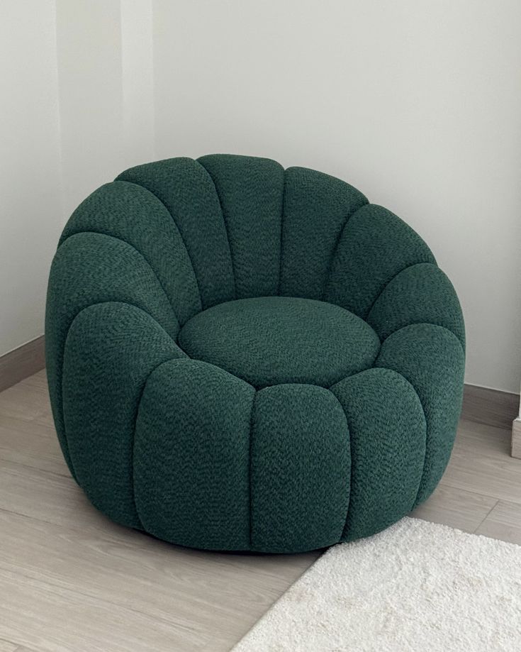 Stylish bubble accent chair for living room and bedroom furniture in Kenya